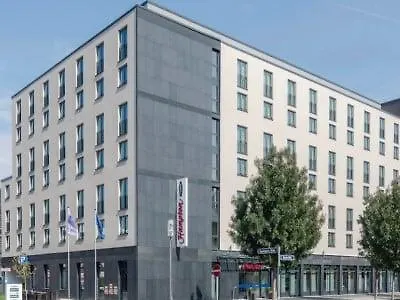 Hampton By Hilton Frankfurt Centre מלון