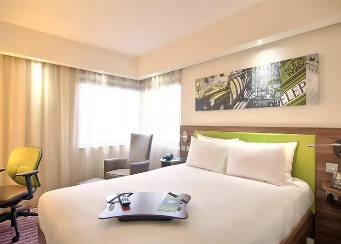 Hotel Hampton By Hilton Frankfurt Centre 3*