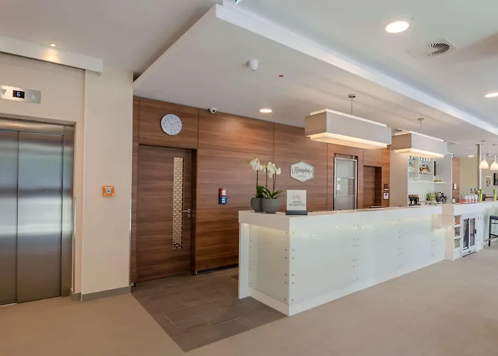 Hampton By Hilton Frankfurt Centre Hotel 3*